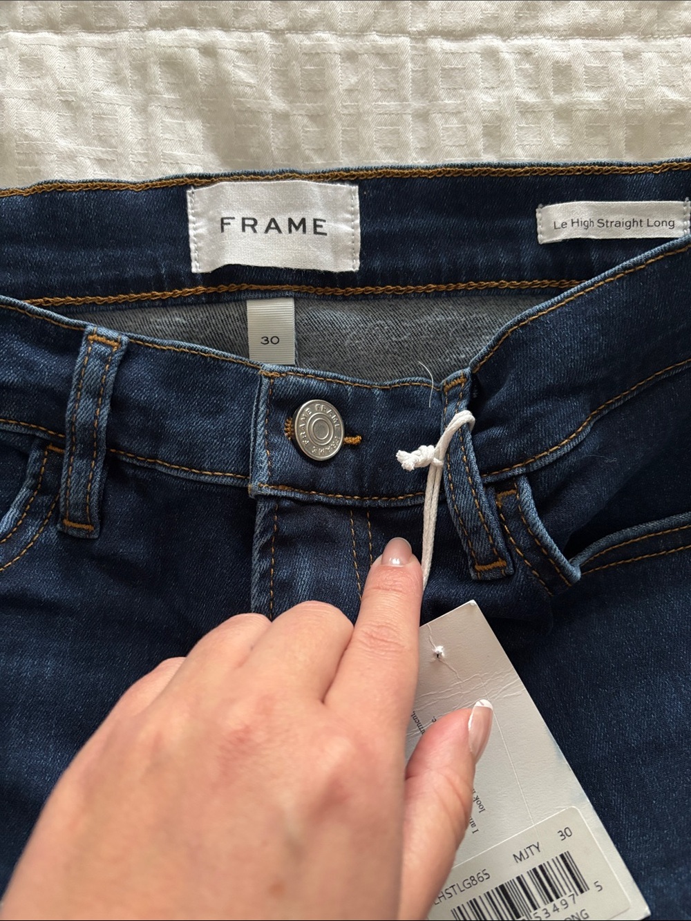 FRAME jeans - Picture 2 of 8